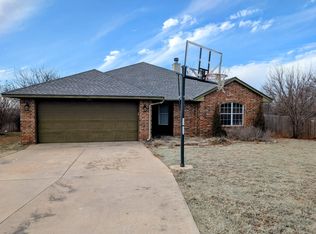 601 Cavecreek St, Norman, OK 73071