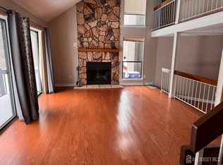 276 Westgate Dr, Edison, NJ 08820