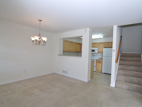5th image of 13259 Holly St Unit E