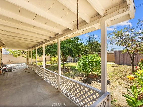 4th image of 1884 Carol Dr