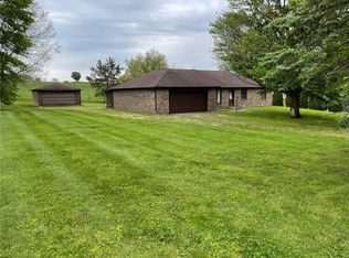 2035 Plantation Ln, Martinsville, IN 46151