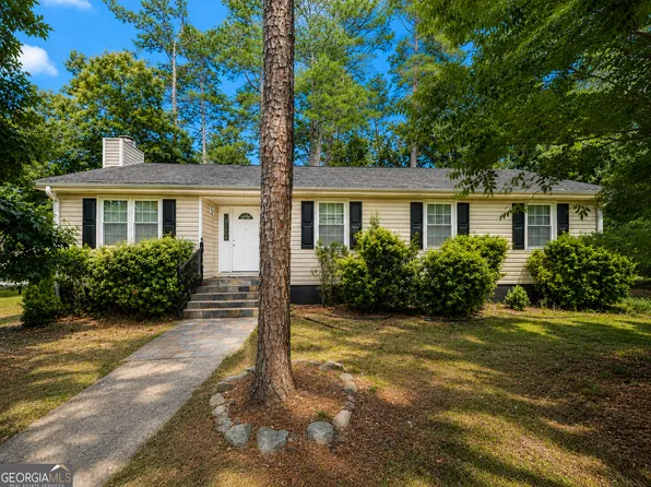 3414 Twin Village Ln, Snellville, GA 30039