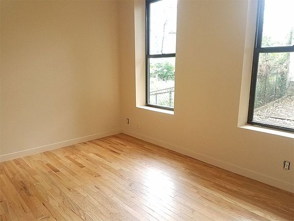 5th image of 4812 7th Ave APT 1R
