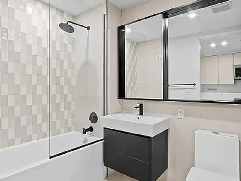 130 Hope St #418 — Photo 3