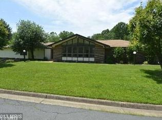 2116 Twin Mill Ln, Oakton, VA 22124