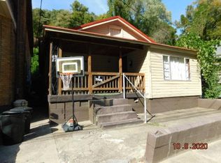 827 Vinson St, Williamson, WV 25661