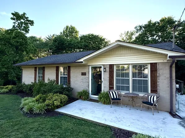 1003 Pine Cres, Lawrenceburg, TN 38464