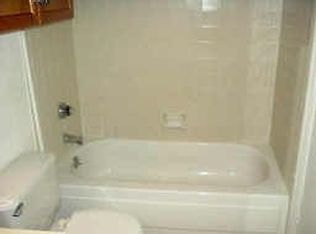 2512 Oak Leaf Dr, Arlington, TX 76006