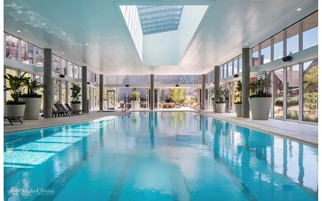 Rented by Douglas Elliman | media 15