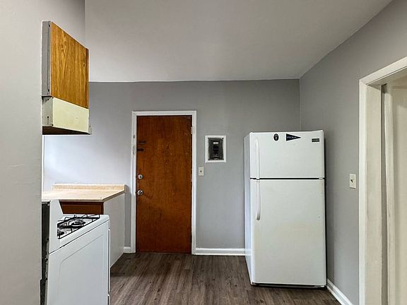 2nd image of 117 Bruen St APT 4