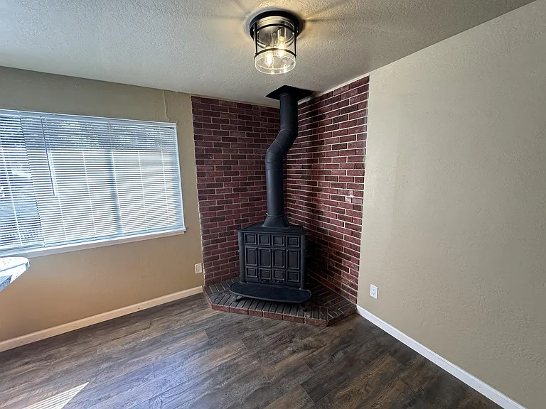 1198 Martin Ave #5 — Photo 4