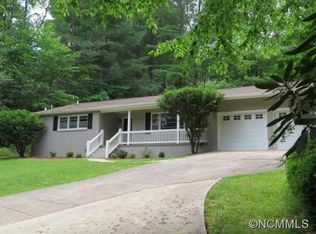 336 Glen Cannon Dr, Pisgah Forest, NC 28768