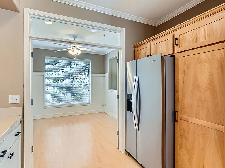 10175 NW Wilshire Ln — Photo 12