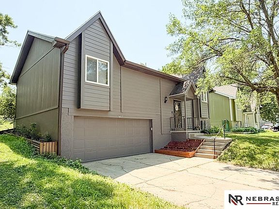4th image of 14117 Virginia St