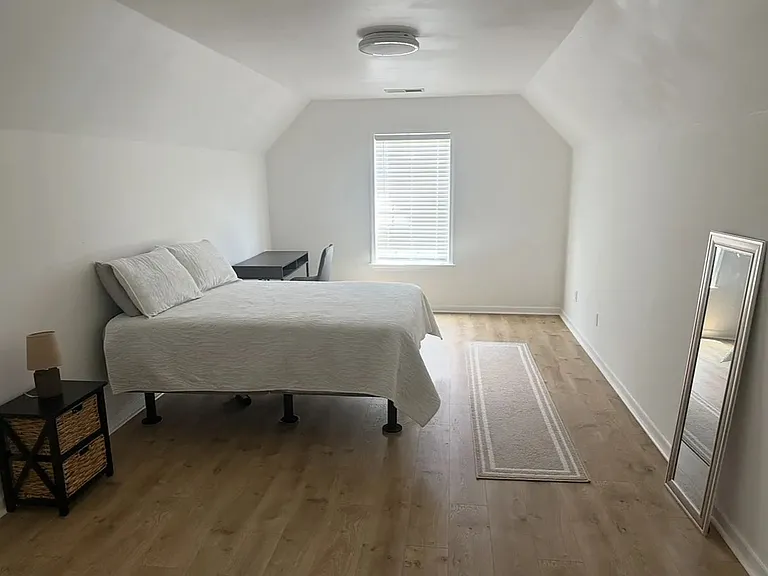 3055 Kennesaw Dr NW — Photo 9