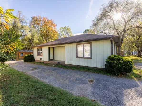 1350-1352 Van Buren Ave, Fayetteville, AR 72701