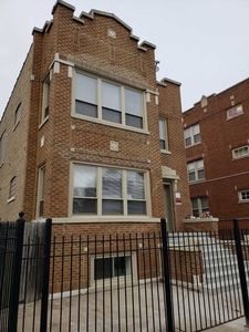 4920 W Augusta Blvd, Chicago, IL, 60651