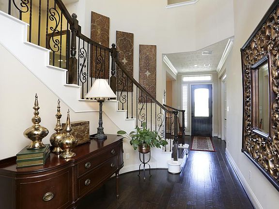 3rd image of 28322 Sugarside Glen Dr