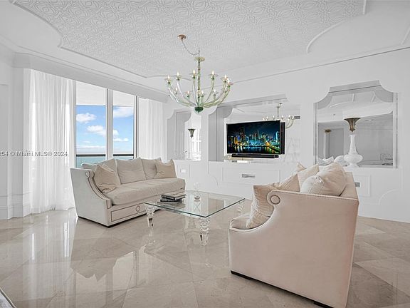 4th image of 16047 Collins Ave APT 2301