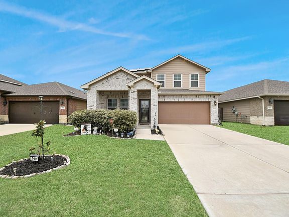 4th image of 919 Modesto Dr