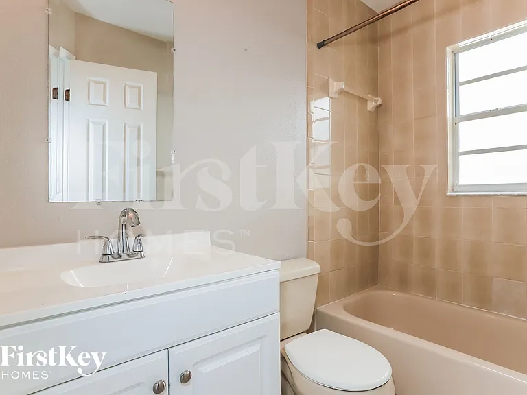 9728 Fox Hollow Rd — Photo 12