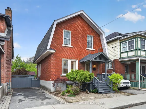 30 Roslyn Ave, Ottawa, ON K1S 4W3
