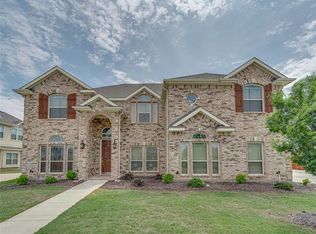 304 Silver Oak Trl, Kennedale, TX 76060