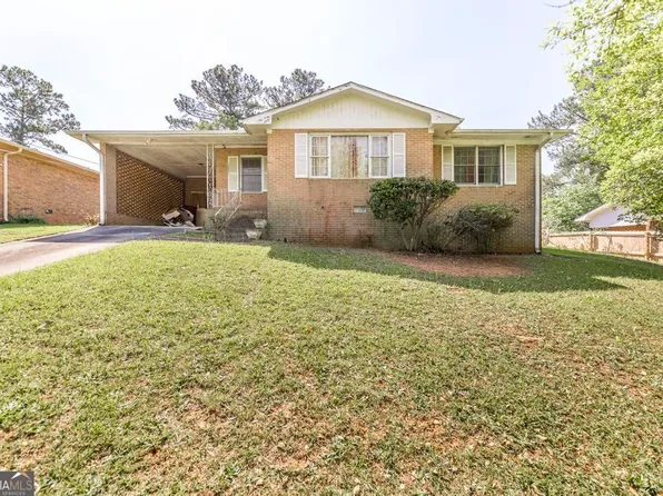 3271 Commodore Dr, Macon, GA 31211