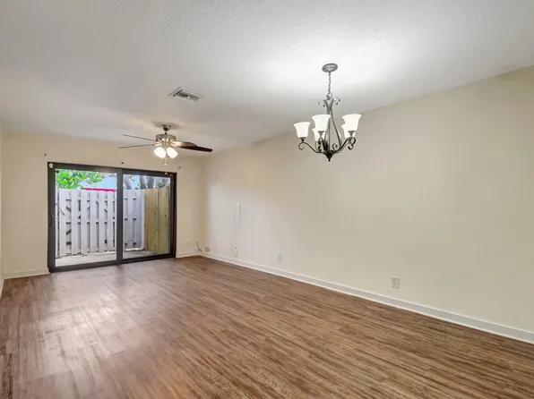 5171 Glencove Lane, West Palm Beach, FL 33415