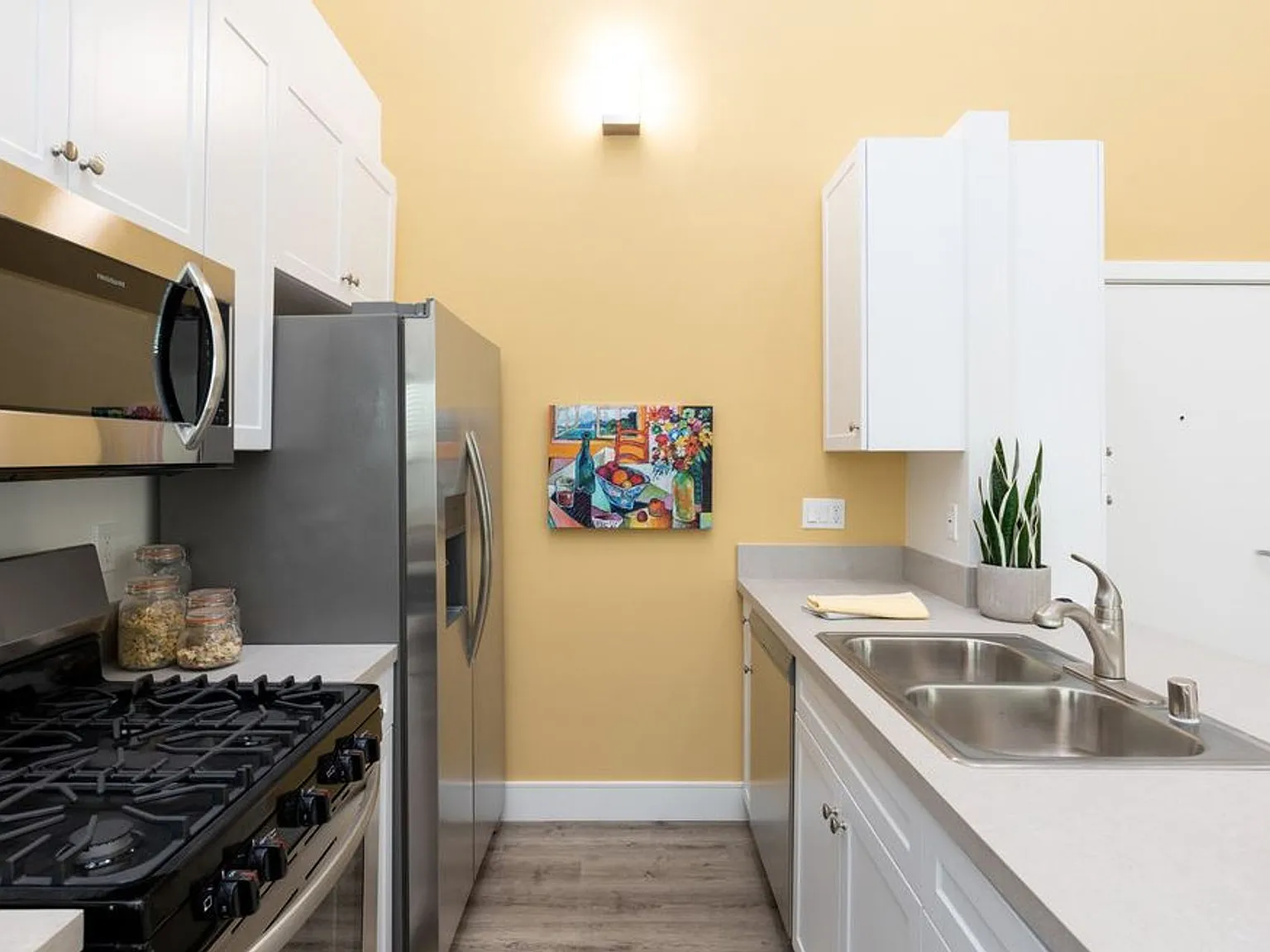 New 2 Bed, 2 Bath Lofts! Heart Of Koreatown! * Washer & Dryer In Unit! — Photo 3