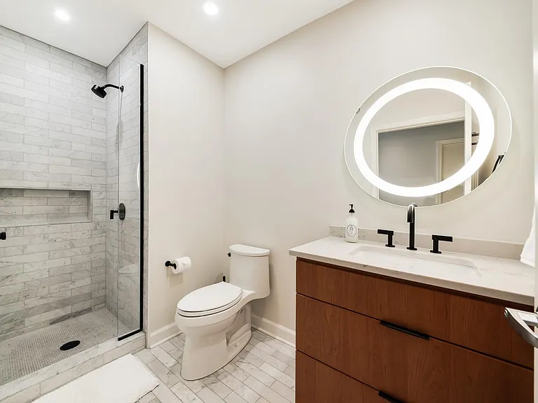 1600 S Prairie Ave #1902 — Photo 14