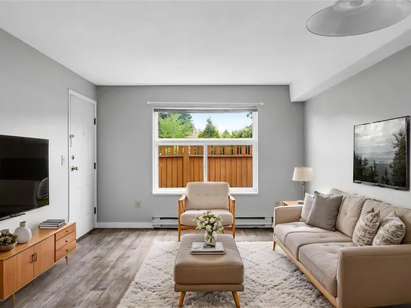 3215 Cowichan Lake Rd #111, North Cowichan, BC V9L 5G5