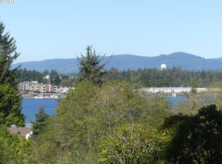 85550 Maple St, Florence, OR 97439