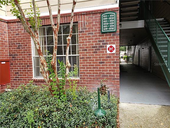 5th image of 13015 Plantation Park Cir APT 1013