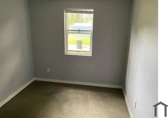 2206 Rockwell St — Photo 12