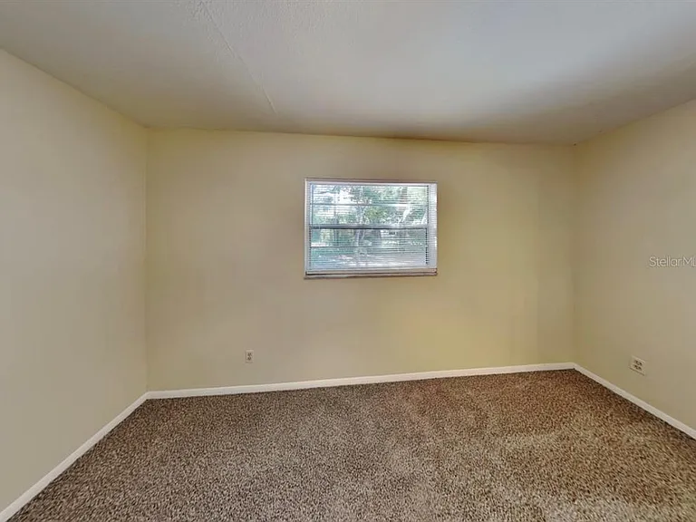 2102 Montana St — Photo 9
