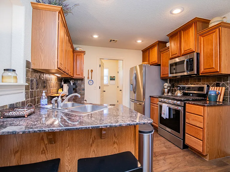 3739 W Mahogany Dr — Photo 8