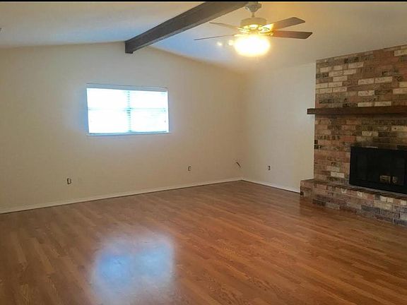 2nd image of 108 Elaine Dr