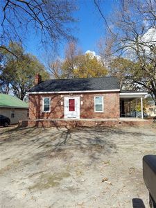 600 & 602 Clay St, Thomasville, NC, 27360