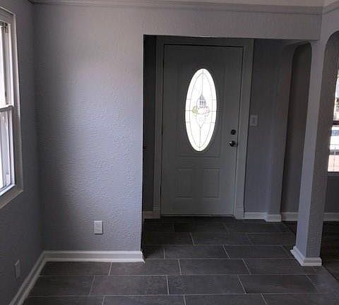 2nd image of 5207 Tuxedo Ave