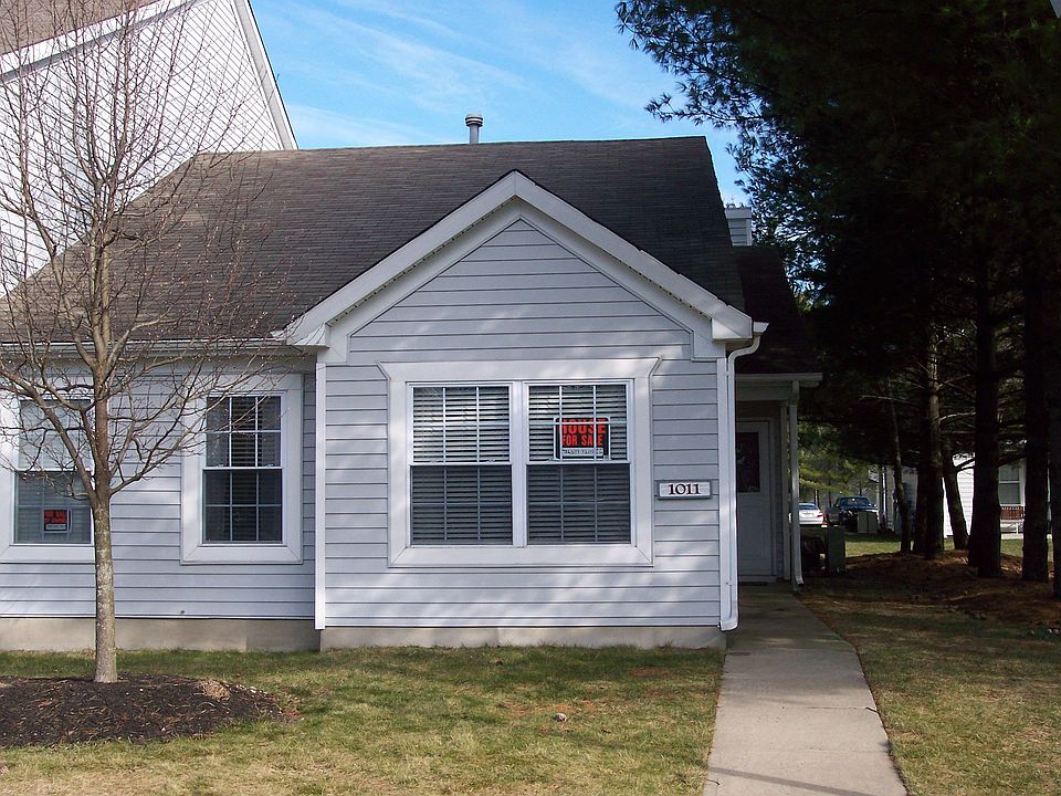 1st image of 1011 Waters Edge Dr #11BA