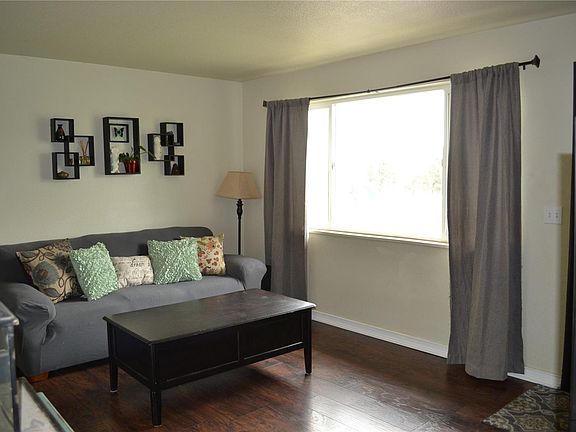 3rd image of 4113 S Decatur St