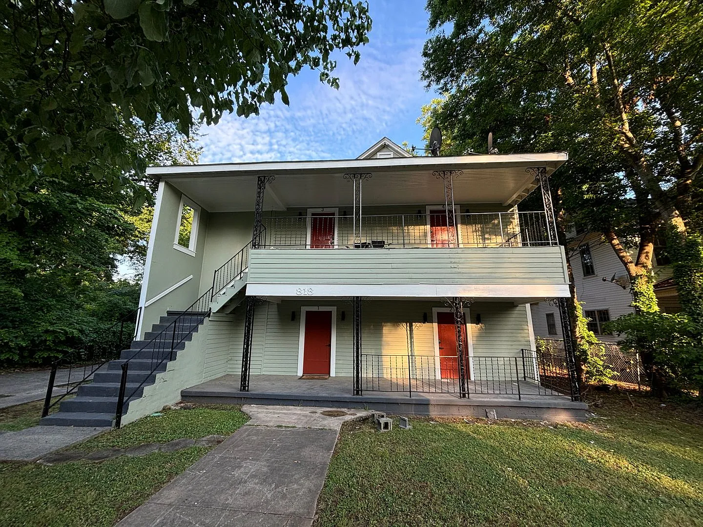 1 bed, 800 sqft, $1,000 — Photo 3