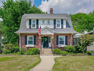 429 E Illinois St, Wheaton, IL, 60187
