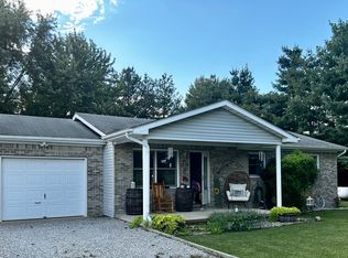 11071 N Three Mile Rd, Carthage, IN 46115