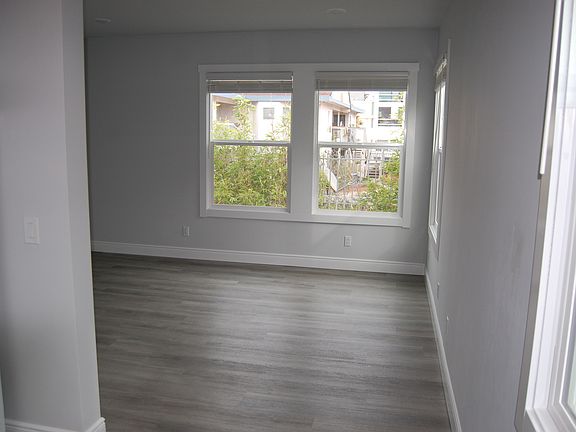 looking from the dining area back into the living/bedroom (Looking east)
