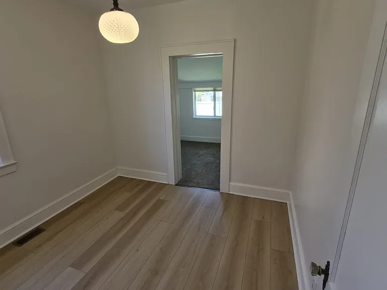 225 Hudson Pl #1 — Photo 6