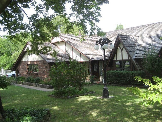 1st image of 12210 E Woodcrest Dr