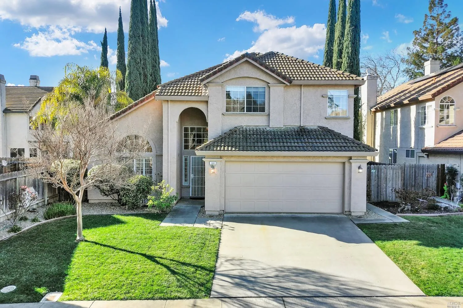 184 Oak Creek Court photo 1