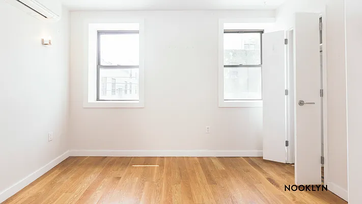 Rented by Nooklyn NYC LLC | media 53